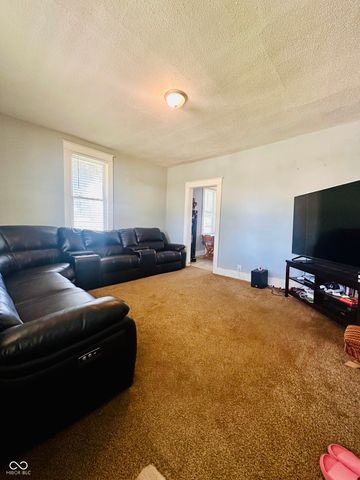 390 S Grant Street, Martinsville, IN 46151