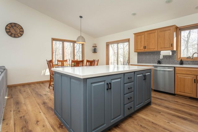 903 Geneva Drive, Alexandria, MN 56308