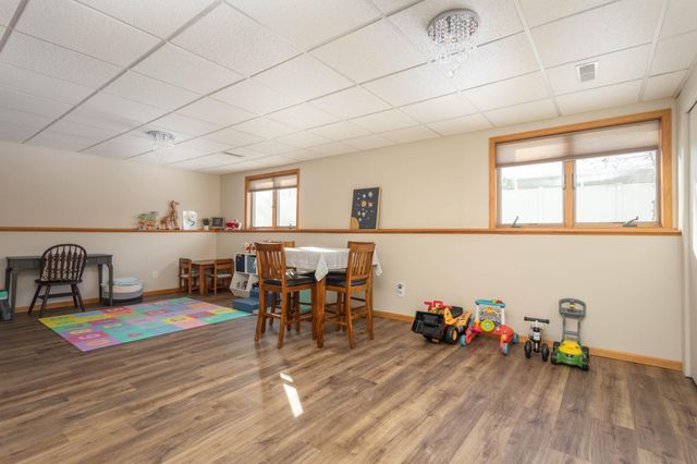 903 Geneva Drive, Alexandria, MN 56308