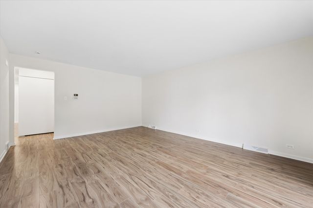 801 Barnsdale Road 2, La Grange Park, IL 60526