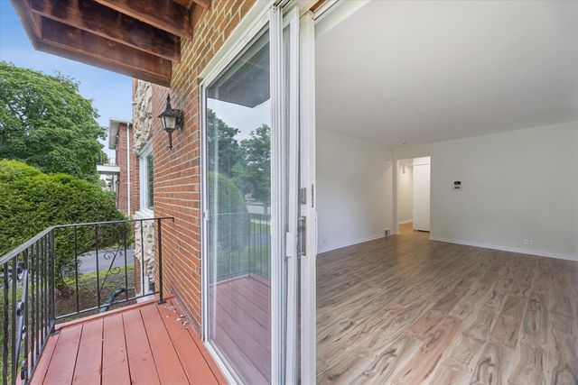 801 Barnsdale Road 2, La Grange Park, IL 60526