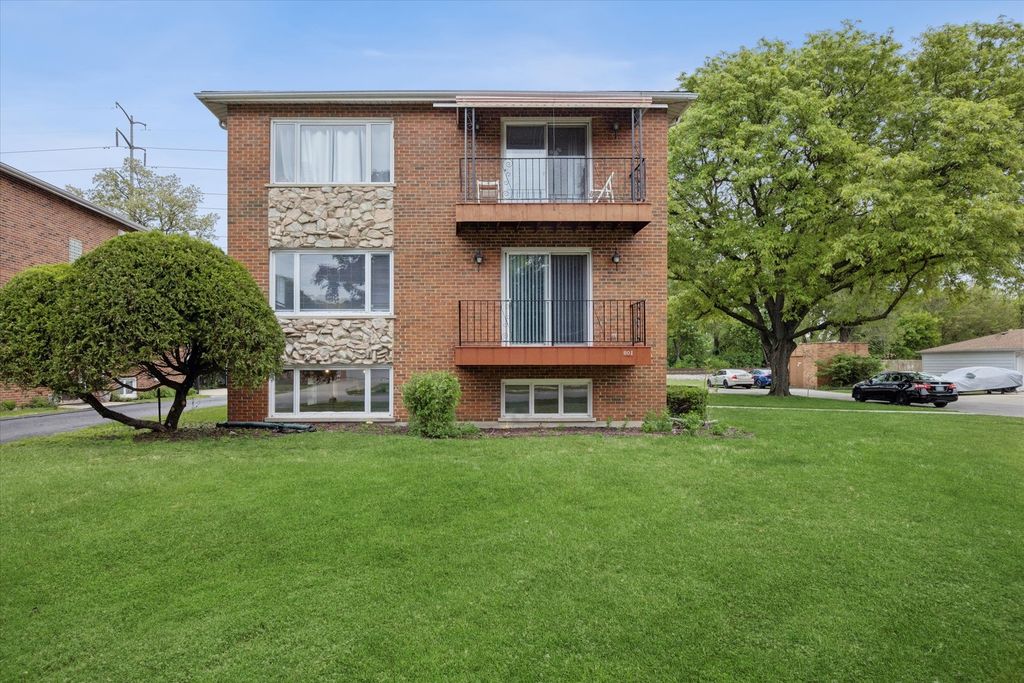 801 Barnsdale Road 2, La Grange Park, IL 60526