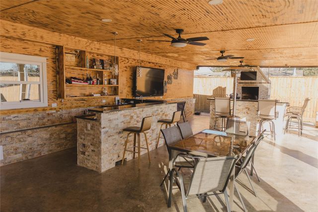 918 Fresa Road, Pasadena, TX 77502