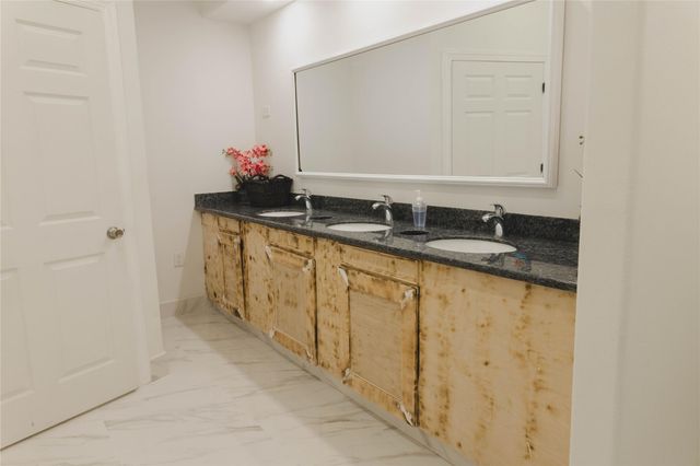 918 Fresa Road, Pasadena, TX 77502