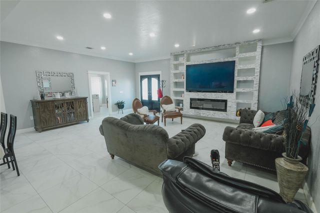 918 Fresa Road, Pasadena, TX 77502