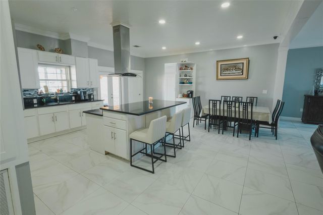 918 Fresa Road, Pasadena, TX 77502