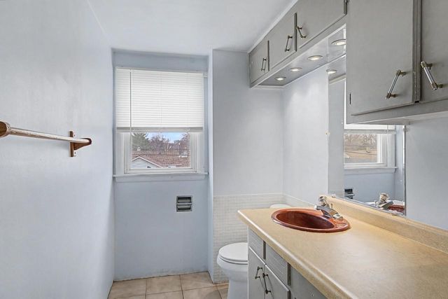 927 SPENCE STREET, Green Bay, WI 54304