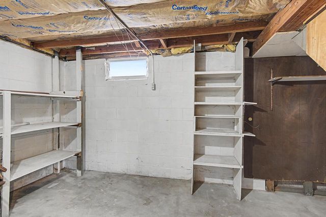 927 SPENCE STREET, Green Bay, WI 54304