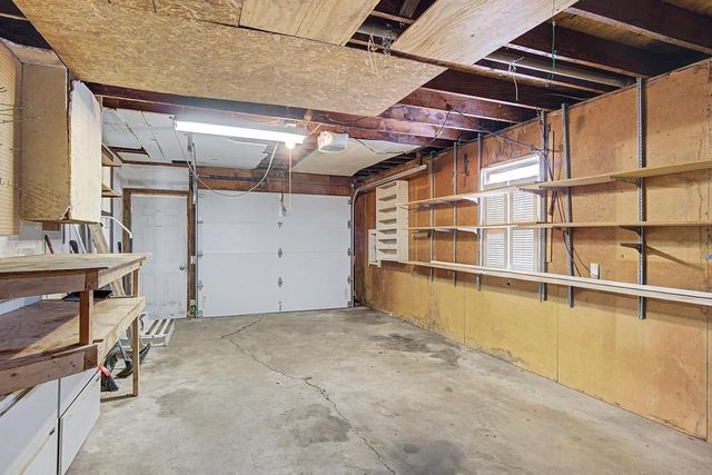 927 SPENCE STREET, Green Bay, WI 54304