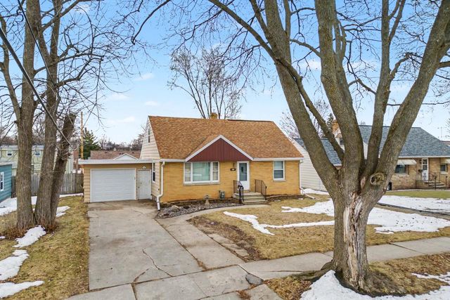 927 SPENCE STREET, Green Bay, WI 54304