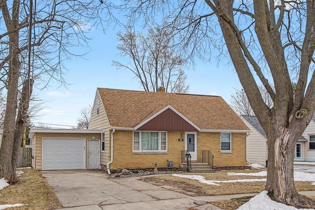 927 SPENCE STREET, Green Bay, WI 54304
