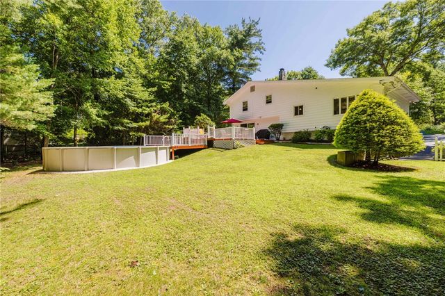 22 Oakview Terrace, Glocester, RI 02857