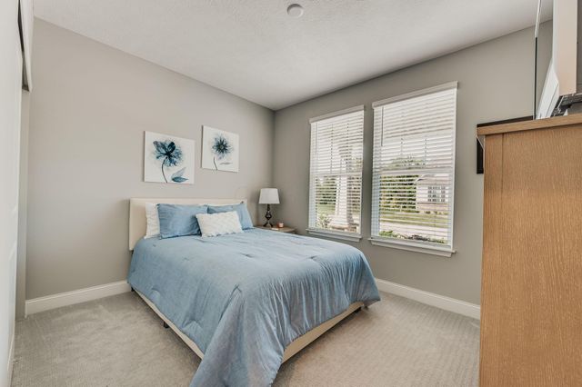 726 Oldcastle Road, Lewis Center, OH 43035