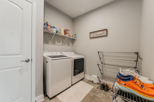 726 Oldcastle Road, Lewis Center, OH 43035