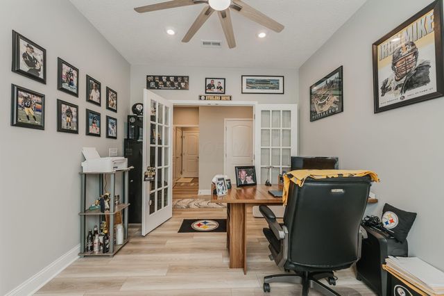 726 Oldcastle Road, Lewis Center, OH 43035