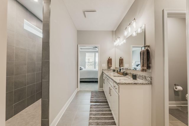 726 Oldcastle Road, Lewis Center, OH 43035