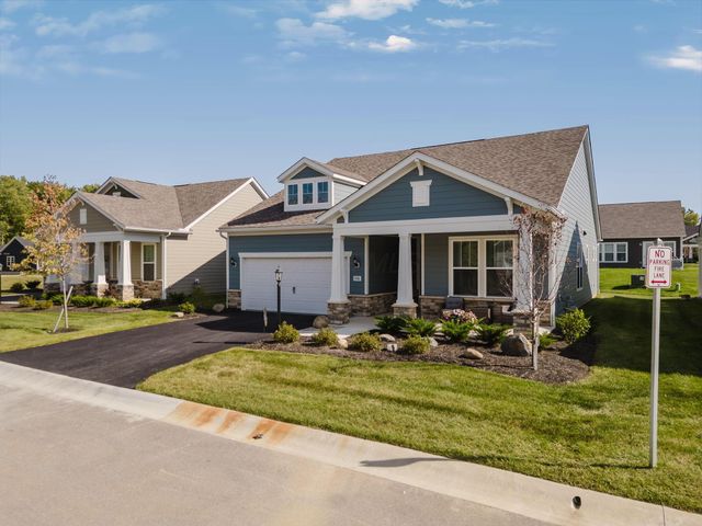 726 Oldcastle Road, Lewis Center, OH 43035