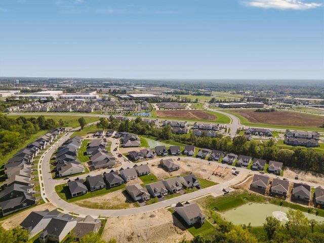 726 Oldcastle Road, Lewis Center, OH 43035