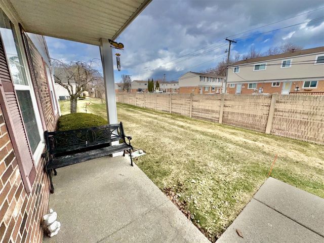 35466 Stillmeadow Lane, Clinton Township, MI 48035