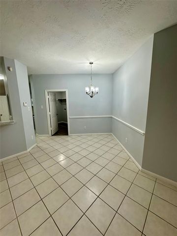 8810 Barron Wood Circle, Houston, TX 77083