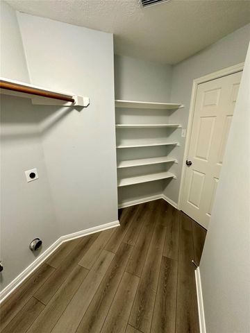 8810 Barron Wood Circle, Houston, TX 77083