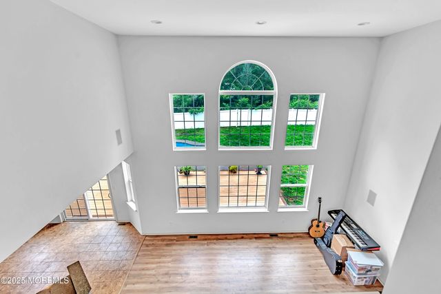 4 Christopher Drive, Howell, NJ 07731