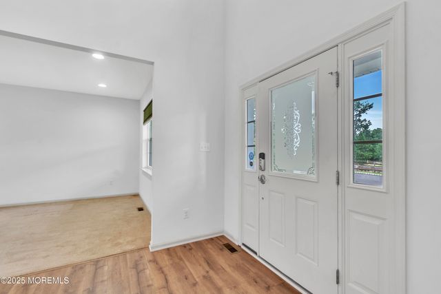 4 Christopher Drive, Howell, NJ 07731