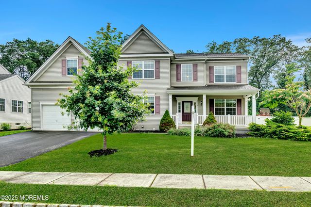 4 Christopher Drive, Howell, NJ 07731