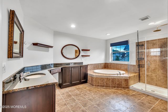 4 Christopher Drive, Howell, NJ 07731