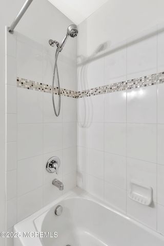 4 Christopher Drive, Howell, NJ 07731