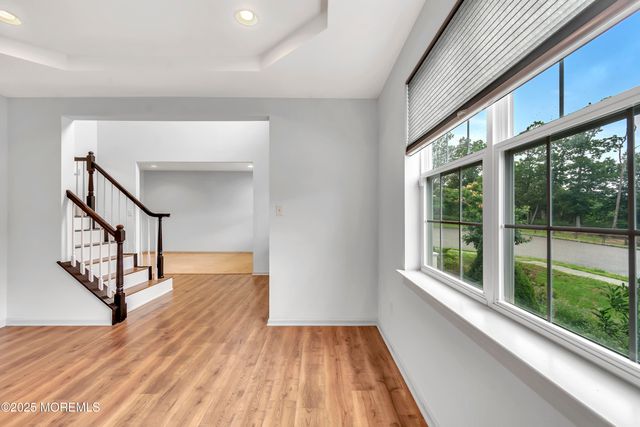 4 Christopher Drive, Howell, NJ 07731