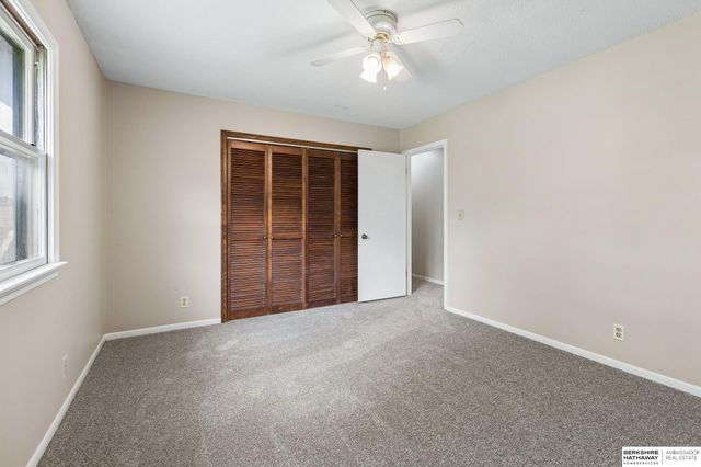 11035 W Street, Omaha, NE 68137