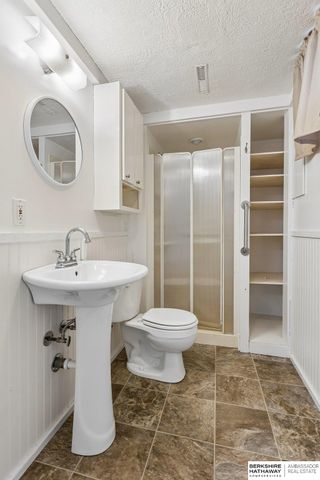 11035 W Street, Omaha, NE 68137