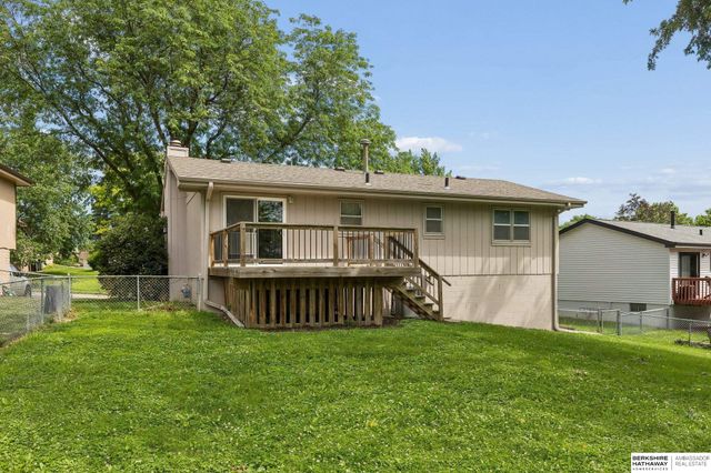 11035 W Street, Omaha, NE 68137