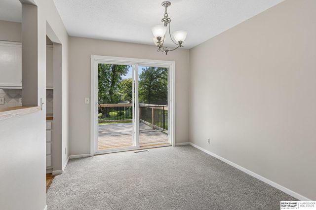 11035 W Street, Omaha, NE 68137