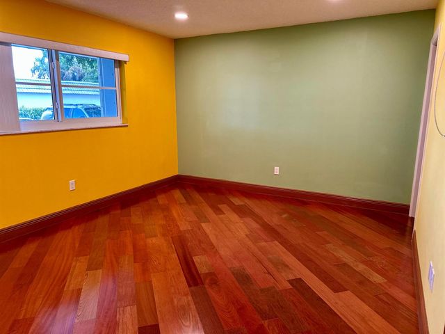 2886 Fernley Drive E 80, West Palm Beach, FL 33415