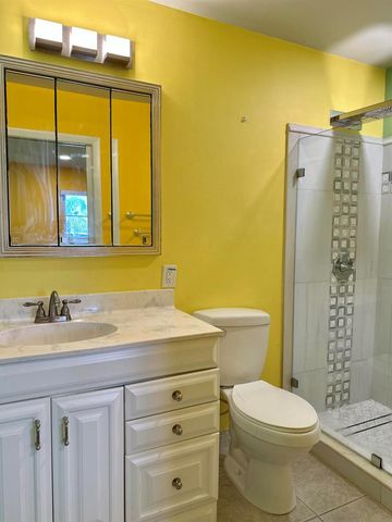 2886 Fernley Drive E 80, West Palm Beach, FL 33415