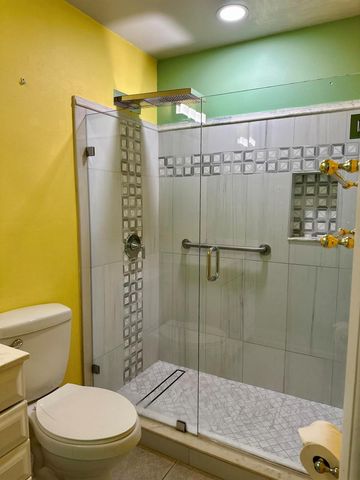 2886 Fernley Drive E 80, West Palm Beach, FL 33415