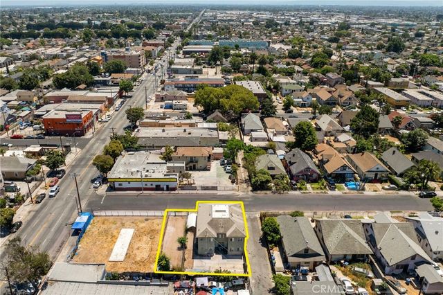 1063 E 49th Place, Los Angeles, CA 90011