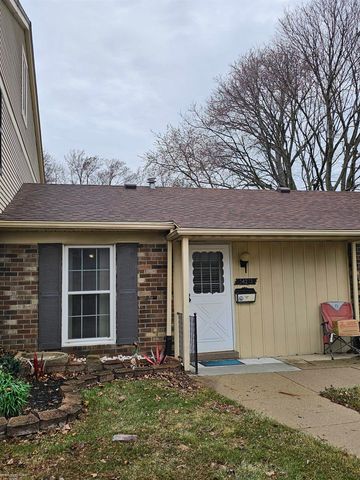 34273 Garfield Circle 5, Fraser, MI 48026