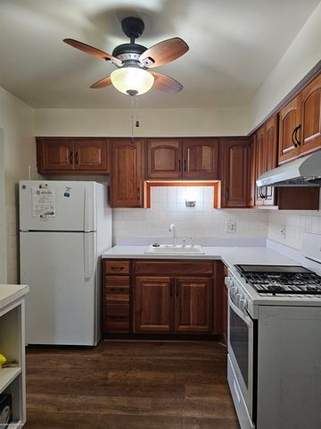 34273 Garfield Circle 5, Fraser, MI 48026