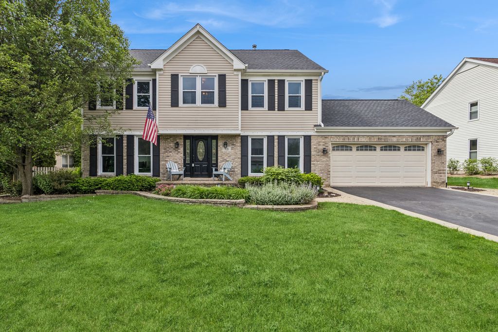 721 Ambria Drive, Mundelein, IL 60060
