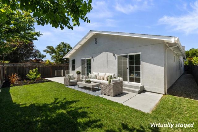 1120 Alberni Street, East Palo Alto, CA 94303