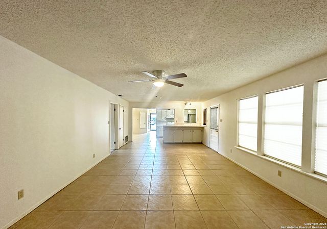 1407 Mockingbird Lane, Beeville, TX 78102