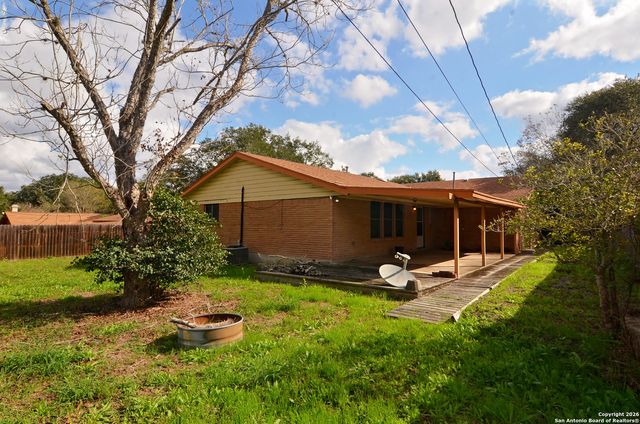 1407 Mockingbird Lane, Beeville, TX 78102