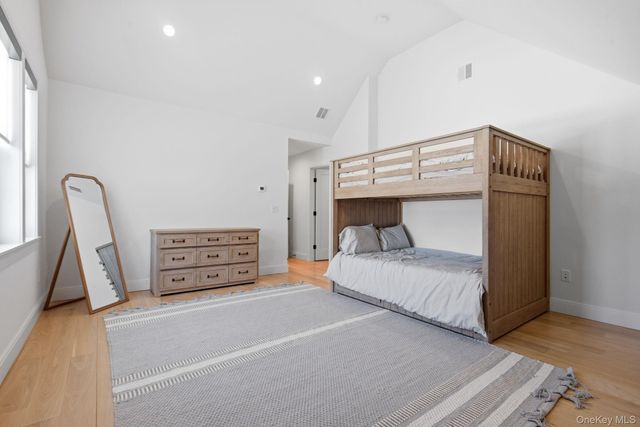 6 Conifer Court, Poughkeepsie, NY 12603