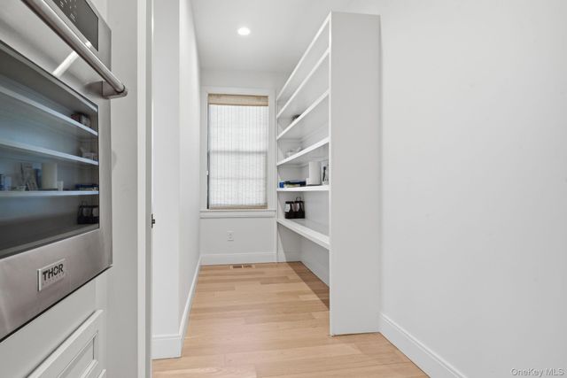 6 Conifer Court, Poughkeepsie, NY 12603