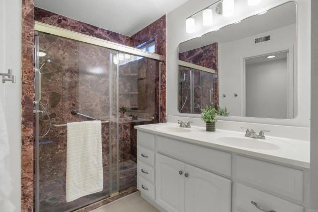 1813 Avenida Segovia, Oceanside, CA 92056