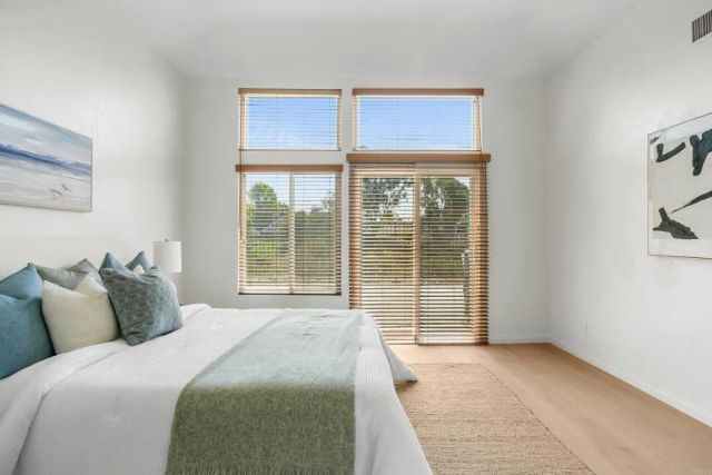 1813 Avenida Segovia, Oceanside, CA 92056