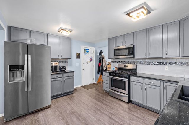 3621 Turf Lane, Fort Wayne, IN 46804